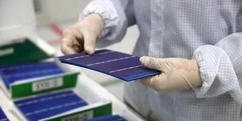 豐田與夏普聯(lián)手推進(jìn)光伏充電電動(dòng)汽車技術(shù)，開啟道路測(cè)試與電池開發(fā)新階段